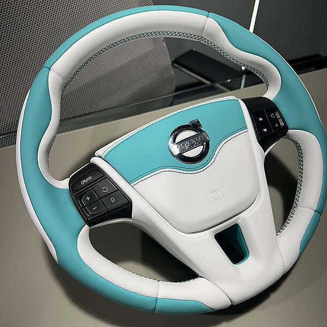 Белый зеленый 10