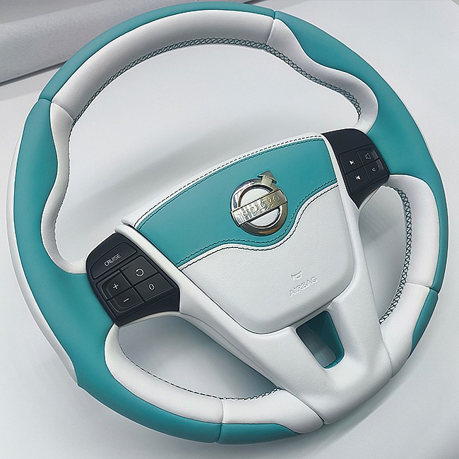 Белый зеленый 4