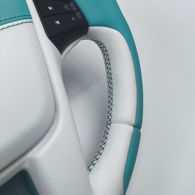 Белый зеленый 8