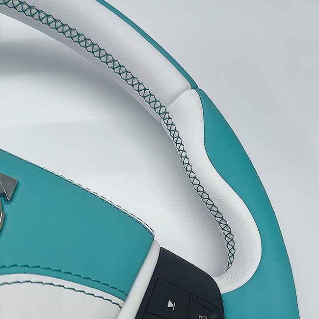 Белый зеленый 9